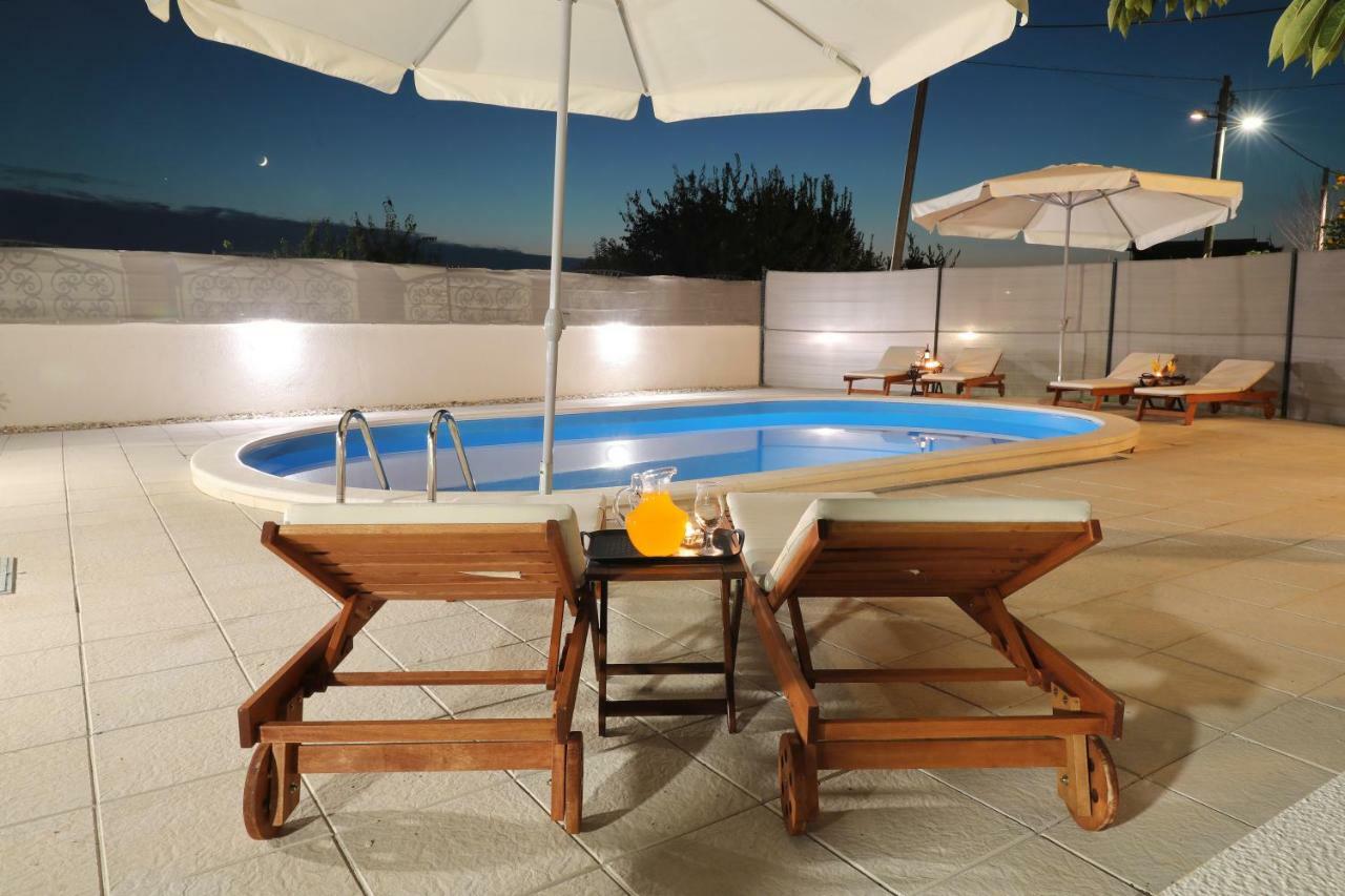 Вилла Hacienda Mia With Pool,Bbq,Free Parking Задар Экстерьер фото