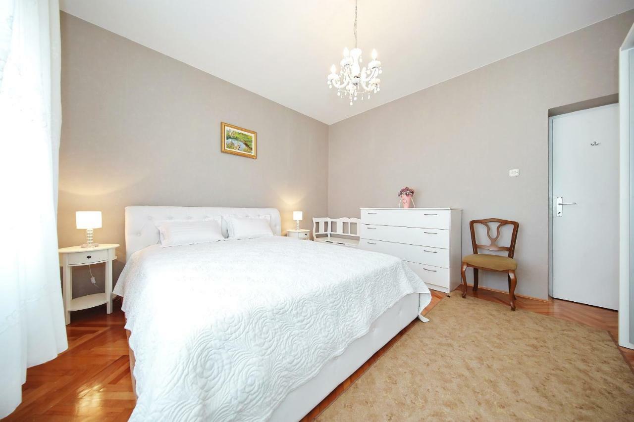 Вилла Hacienda Mia With Pool,Bbq,Free Parking Задар Экстерьер фото